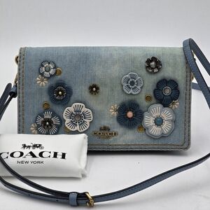 💥NWOT💥Coach Denim Tea Rose Hayden Crossbody Bag